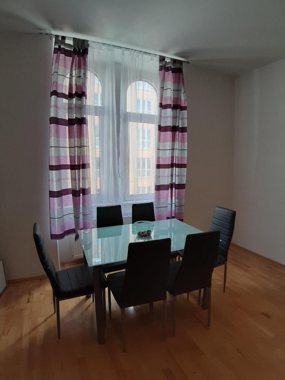 Bonbon Apartment Виена Екстериор снимка